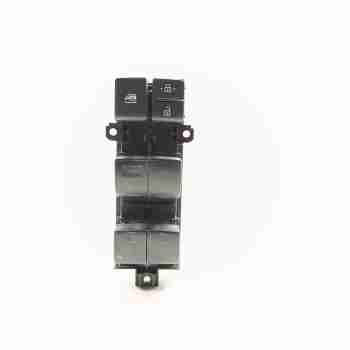 MANDO ELEVALUNAS DELANTERO IZQUIERDO 84040F4090 