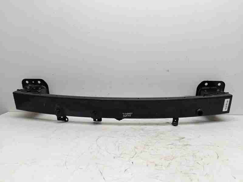 Recambio de refuerzo paragolpes delantero para hyundai tucson (nx) style hybrid 2wd referencia OEM IAM 64900CZ000  