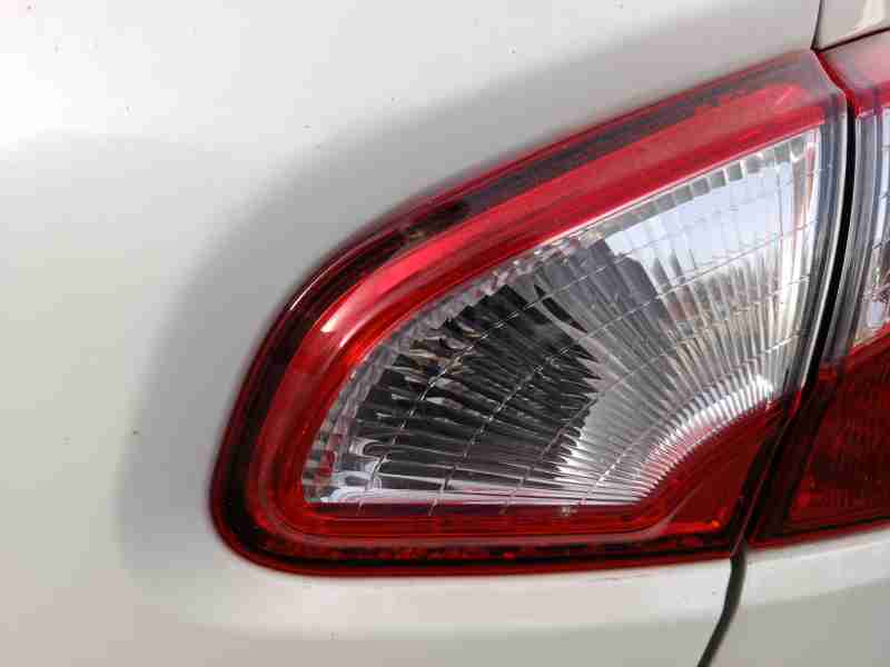 Recambio de piloto trasero derecho interior para nissan qashqai i (j10, nj10) 1.6 dci referencia OEM IAM   