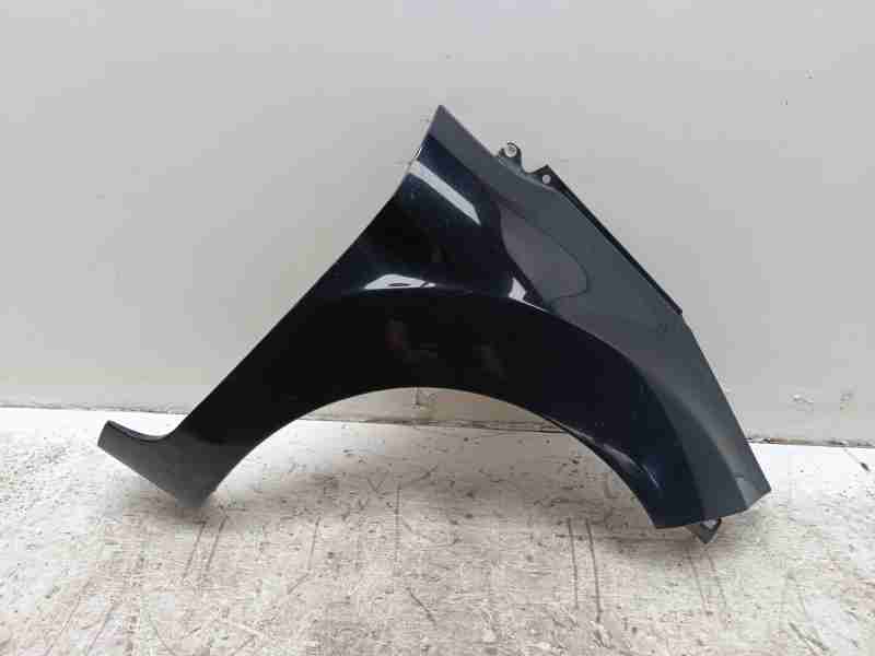 Recambio de aleta delantera derecha para ford fiesta vi (cb1, ccn) 1.5 tdci referencia OEM IAM C1BBA16015AA / 1777180  