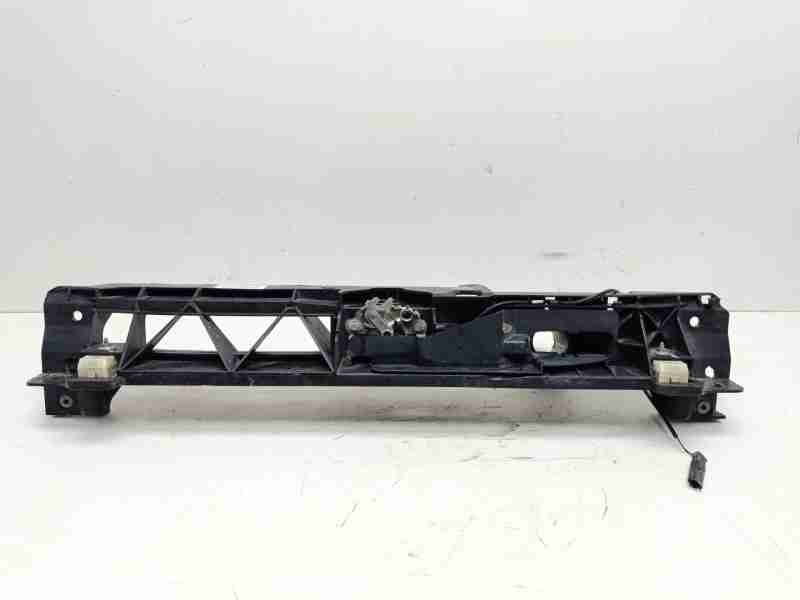 Recambio de travesaño superior para peugeot 3008 allure referencia OEM IAM 9814191780  