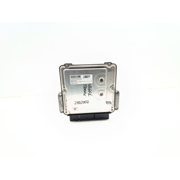 Recambio de centralita motor uce para renault trafic furgón l1h1 2,7t referencia OEM IAM 0281031364 237107551R / 237103888R 1607