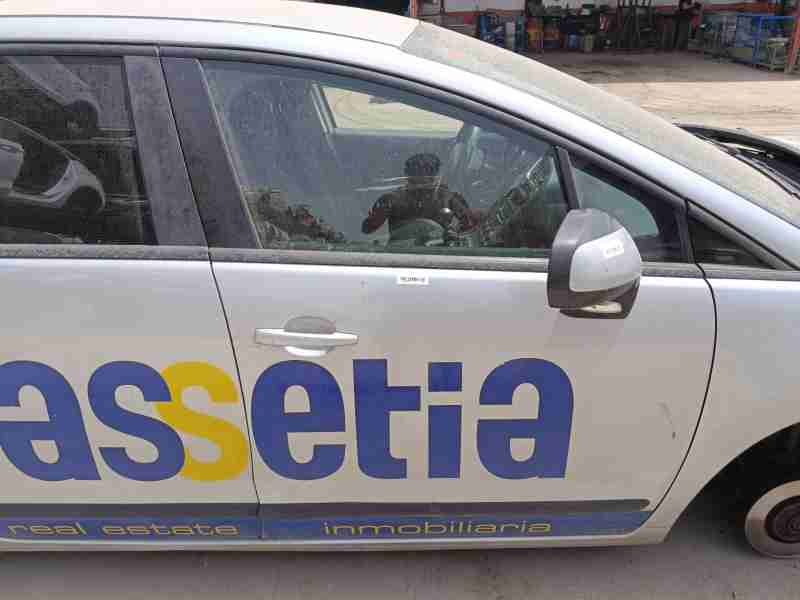 Recambio de puerta delantera derecha para peugeot 5008 (0u_, 0e_) 1.6 hdi referencia OEM IAM   