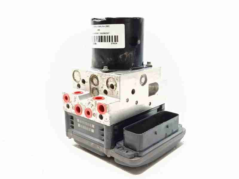 Recambio de abs para bmw serie 5 berlina (e60) 520d referencia OEM IAM 34516783360 / 0265960327  