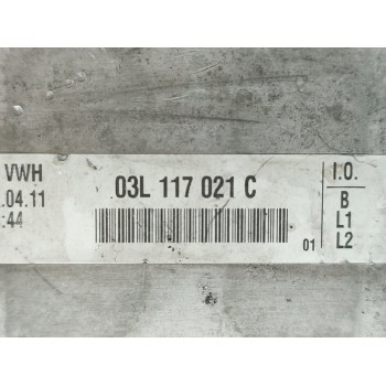 Recambio de enfriador aceite motor para volkswagen golf vi (5k1) 1.6 tdi dpf referencia OEM IAM 03L117021C  