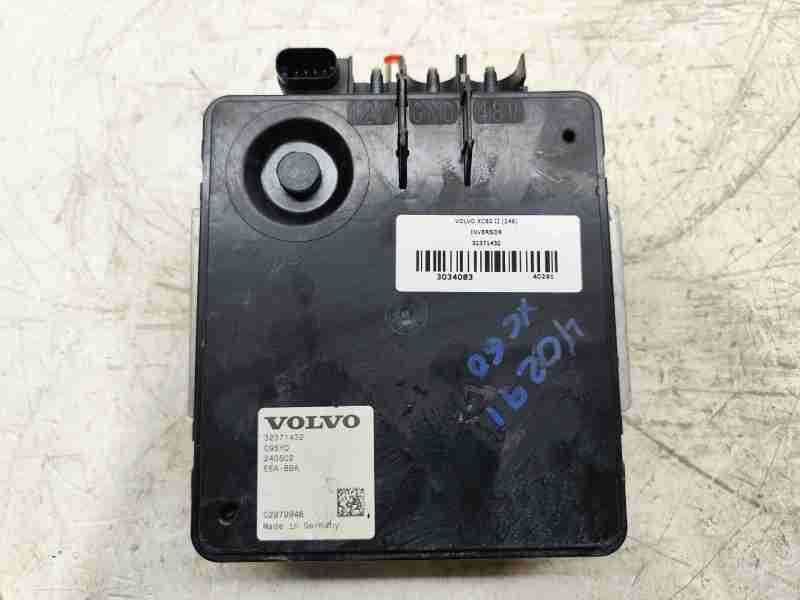 Recambio de inversor para volvo xc60 ii (246) b4 mild-hybrid referencia OEM IAM 32371432  