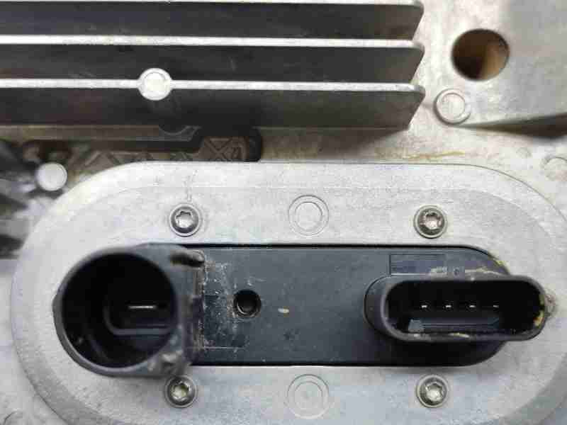 Recambio de modulo electronico para volvo xc60 ii (246) b4 mild-hybrid referencia OEM IAM 32301365  