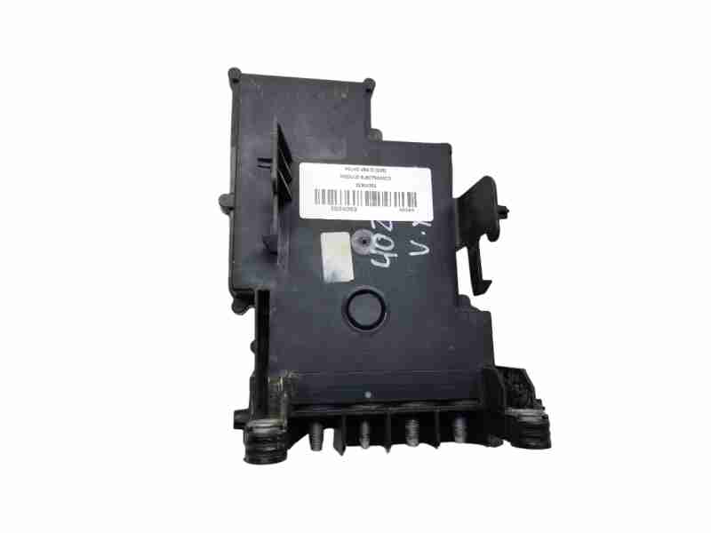 Recambio de modulo electronico para volvo v60 ii (225) b4 mild-hybrid referencia OEM IAM 32301365  