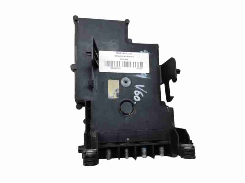 Recambio de modulo electronico para volvo v60 ii (225) b4 mild-hybrid referencia OEM IAM 32301365  