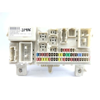 CAJA RELES / FUSIBLES 66730D 