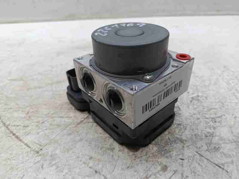 Recambio de abs para toyota c-hr hybrid advance referencia OEM IAM 4451010110 / 8954110050  
