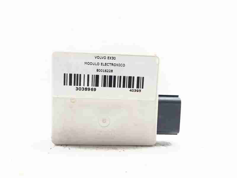 Recambio de modulo electronico para volvo ex30 plus 2wd pure electric referencia OEM IAM 80016228  