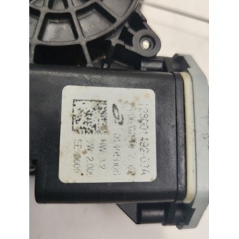 Recambio de elevalunas delantero izquierdo para renault captur dynamique referencia OEM IAM 807019225R  