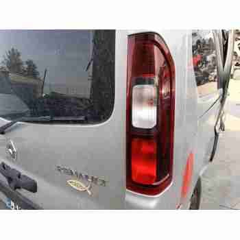 Recambio de piloto trasero derecho para renault trafic iii furgoneta (fg_) 2.0 dci 120 (fgmn) referencia OEM IAM 265504656R  