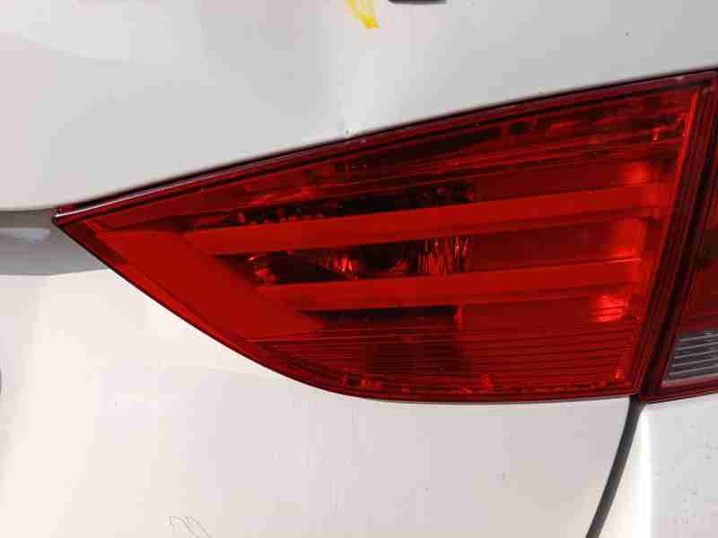 Recambio de piloto trasero derecho interior para bmw x1 (e84) xdrive 18 d referencia OEM IAM 63212992480  