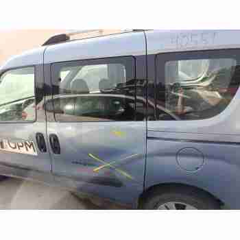 Recambio de puerta lateral corredera izquierda para opel combo tour (x12) 1.6 cdti (c26, d26, e26, c05) referencia OEM IAM   