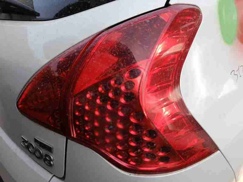 Recambio de piloto trasero derecho para peugeot 3008 i monospace (0u_) 1.6 hdi referencia OEM IAM 6351HC  