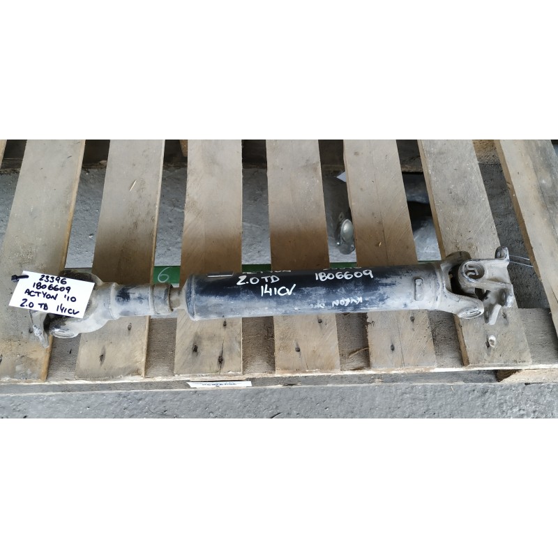 Recambio de transmision central delantera para ssangyong actyon 200 xdi referencia OEM IAM 3310009001  