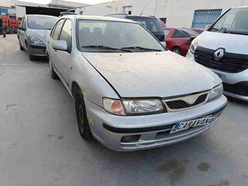 nissan almera i (n15) del año 2000