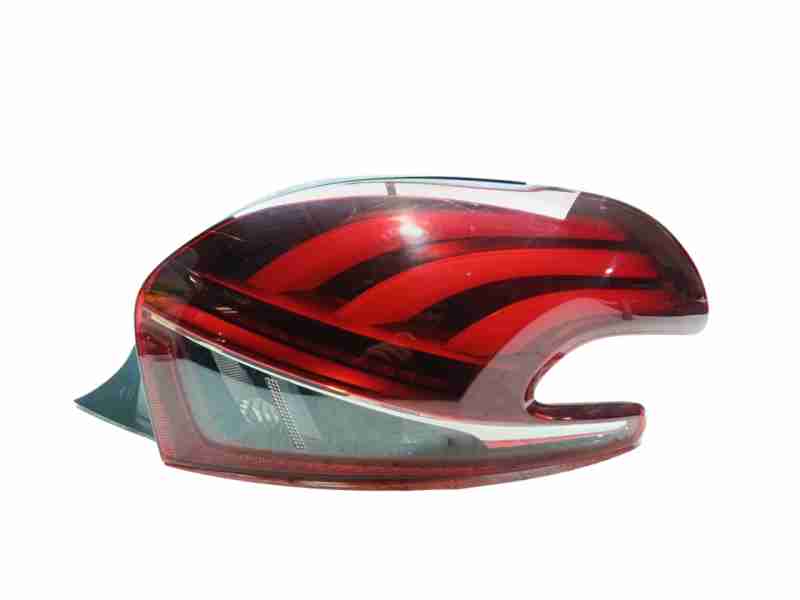 Recambio de piloto trasero derecho para peugeot 208 style referencia OEM IAM 9810430580  