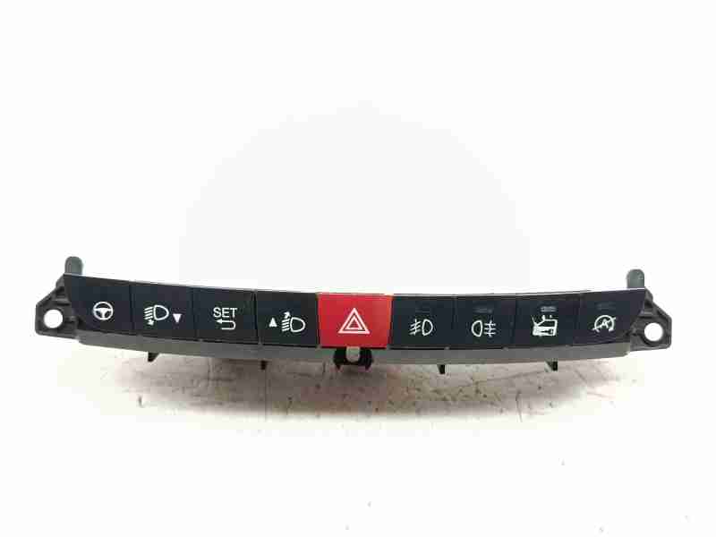 Recambio de warning para fiat 500 l living (351) lounge referencia OEM IAM 735587841  