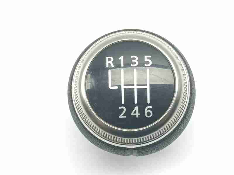 Recambio de pomo palanca cambio para dacia sandero iii 1.0 tce 90 referencia OEM IAM 969357007R  