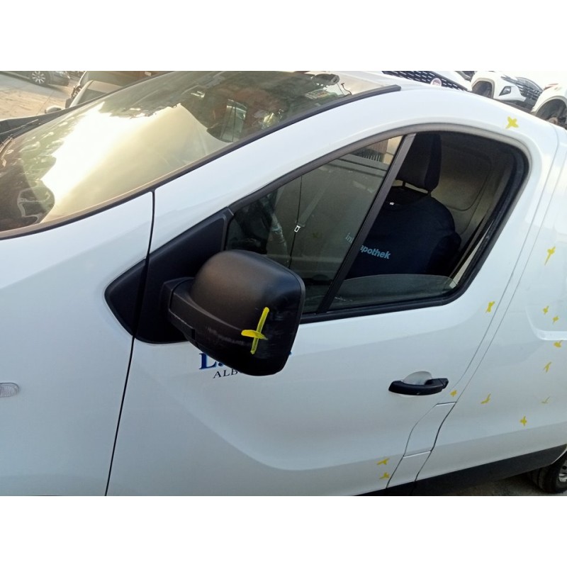 Recambio de puerta delantera izquierda para renault trafic furgón l1h1 2,7t referencia OEM IAM 801010179R  