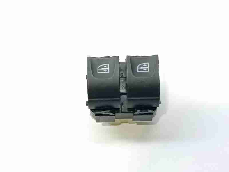 Recambio de mando elevalunas delantero izquierdo para dacia sandero basis referencia OEM IAM 254117873R  