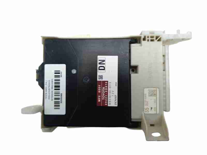 Recambio de modulo electronico para toyota yaris (_p13_) 1.5 (nsp131_) referencia OEM IAM 8273052K40 / 892210D870  