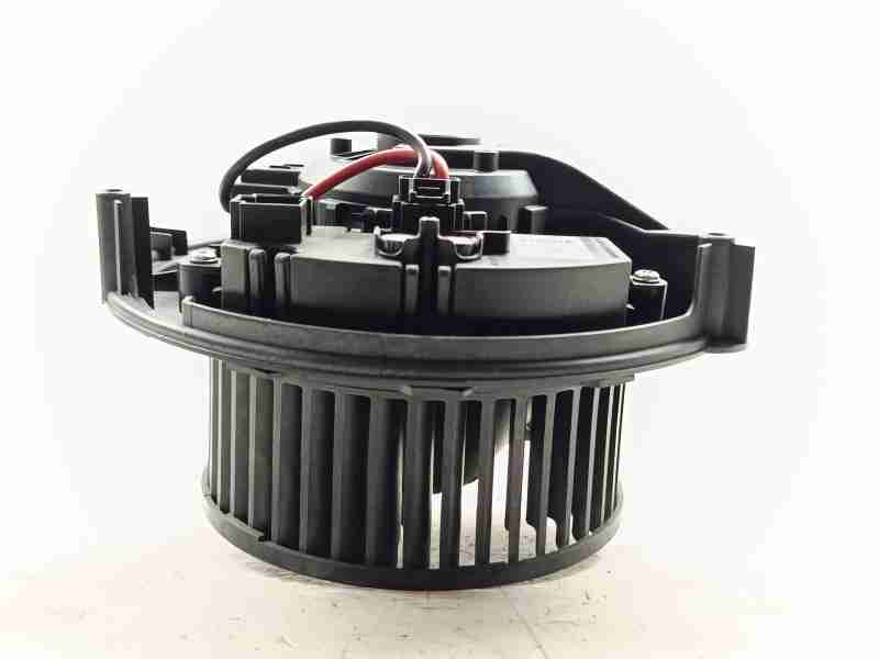 Recambio de ventilador calefaccion para volkswagen golf vii lim. advance bluemotion referencia OEM IAM 5Q1819021 / 5Q1819021H  