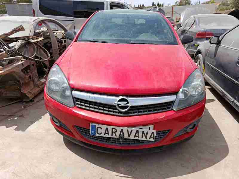 opel astra h gtc (a04) del año 2008