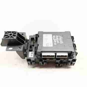 CAJA RELES / FUSIBLES 3671076M00 / 3677084MD0 