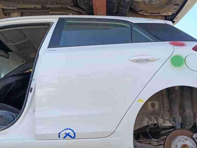 Recambio de puerta trasera izquierda para hyundai i20 ii (gb, ib) 1.0 t-gdi referencia OEM IAM 77003C8000  