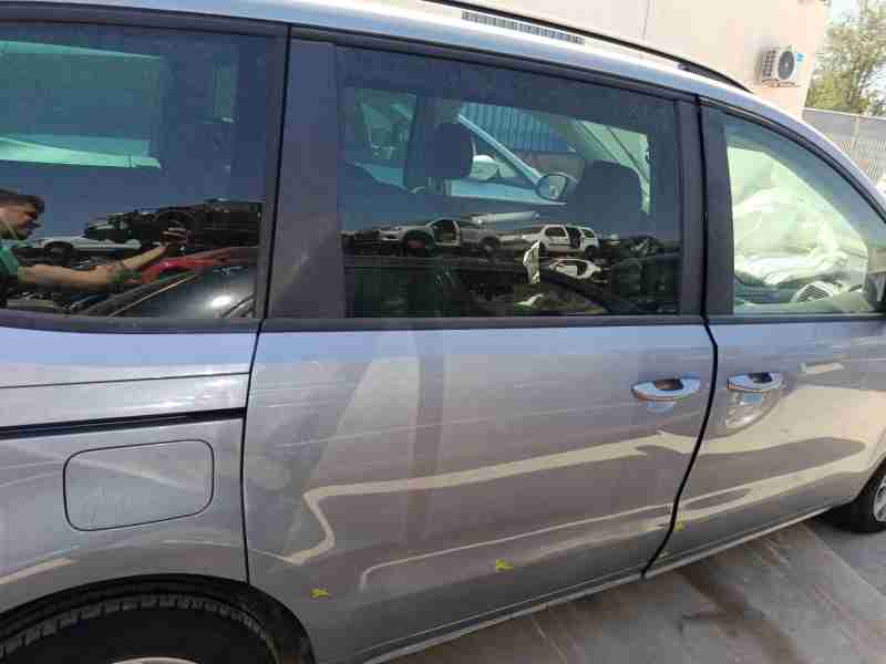 Recambio de puerta trasera derecha para seat alhambra (710, 711) 2.0 tdi referencia OEM IAM   