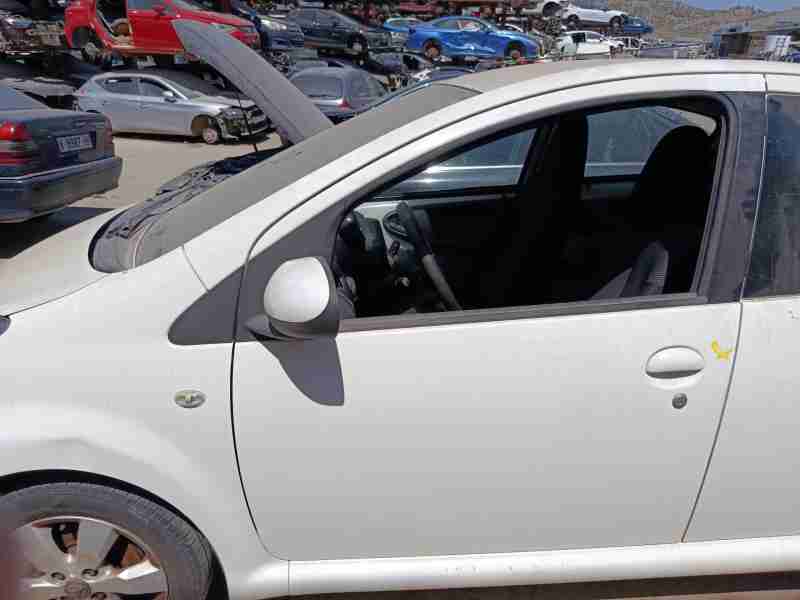 Recambio de puerta delantera izquierda para toyota aygo (_b1_) 1.0 (kgb10_) referencia OEM IAM 670020H010  