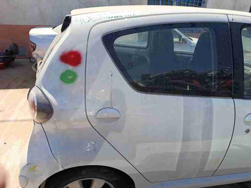 Recambio de puerta trasera derecha para toyota aygo (_b1_) 1.0 (kgb10_) referencia OEM IAM 670030H010  