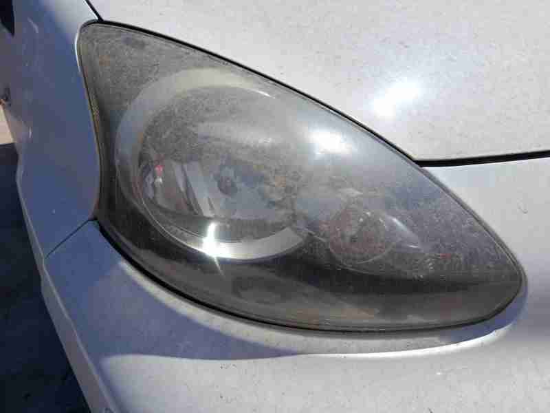 Recambio de faro derecho para toyota aygo (_b1_) 1.0 (kgb10_) referencia OEM IAM 811300H011  