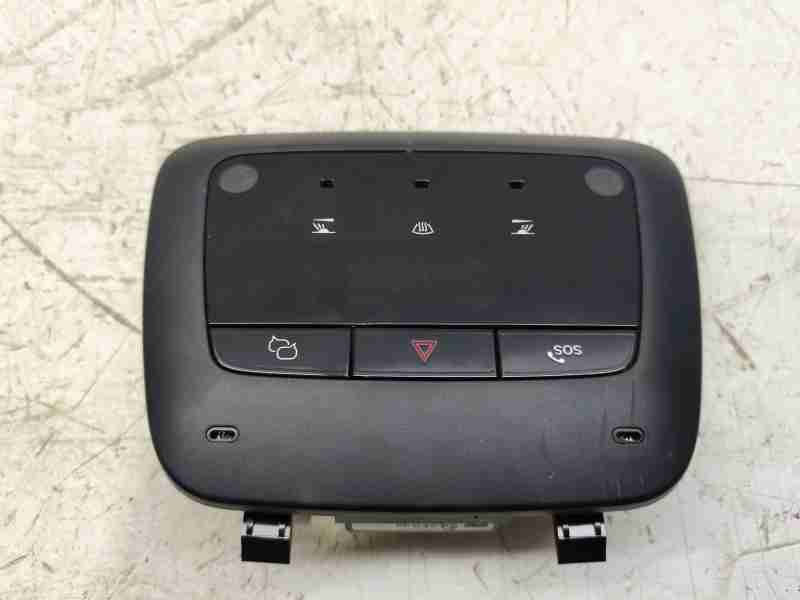 Recambio de luz interior delantera central para volvo ex30 plus 2wd pure electric referencia OEM IAM 80001556  