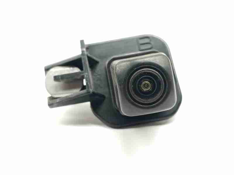 Recambio de camara vision trasera para toyota c-hr hybrid active referencia OEM IAM 86790F4090  