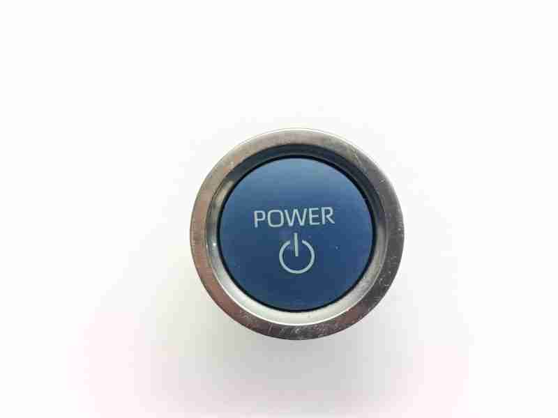 Recambio de interruptor para toyota corolla touring sports (e21) hybrid active referencia OEM IAM 8961102190  