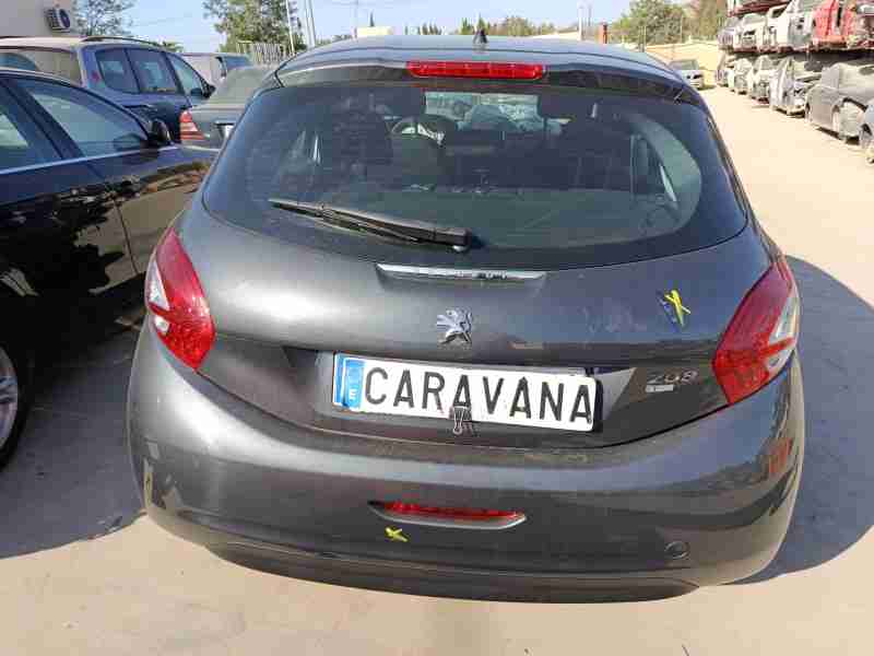 peugeot 208 i (ca_, cc_) del año 2015