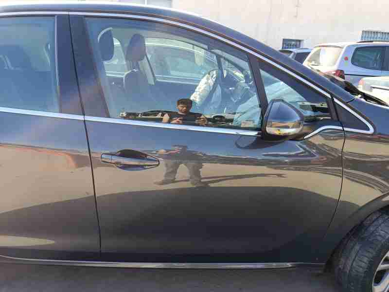 Recambio de puerta delantera derecha para peugeot 208 i (ca_, cc_) 1.6 hdi referencia OEM IAM   