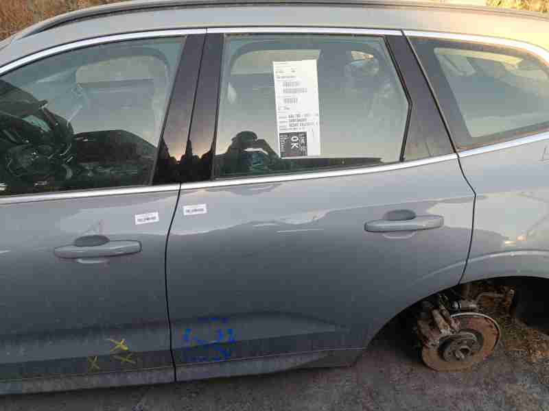 Recambio de puerta trasera izquierda para volvo xc60 ii (246) b4 mild-hybrid referencia OEM IAM 32399081 / 32345942  