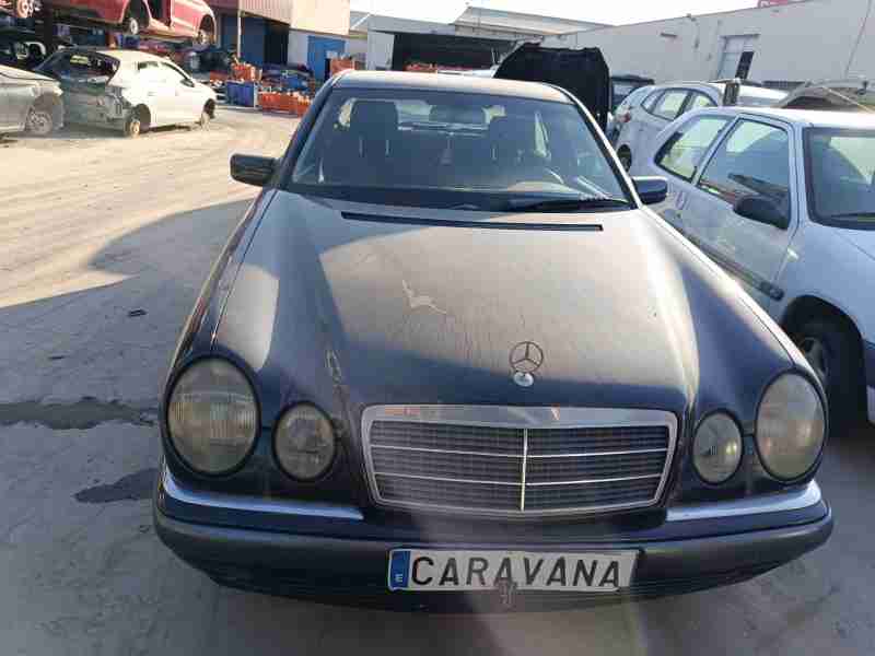 mercedes-benz clase e (w210) del año 1998