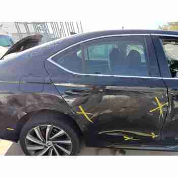 Recambio de puerta trasera derecha para skoda octavia iv (nx3, nn3, pv3) 2.0 tdi referencia OEM IAM 5E6833052B  