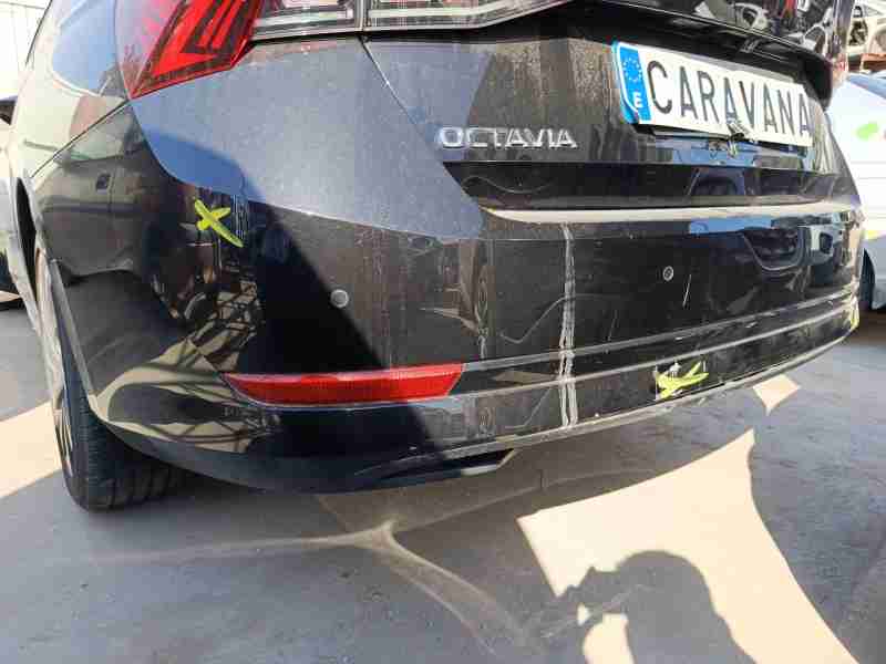 Recambio de paragolpes trasero para skoda octavia iv (nx3, nn3, pv3) 2.0 tdi referencia OEM IAM 5E6807421  
