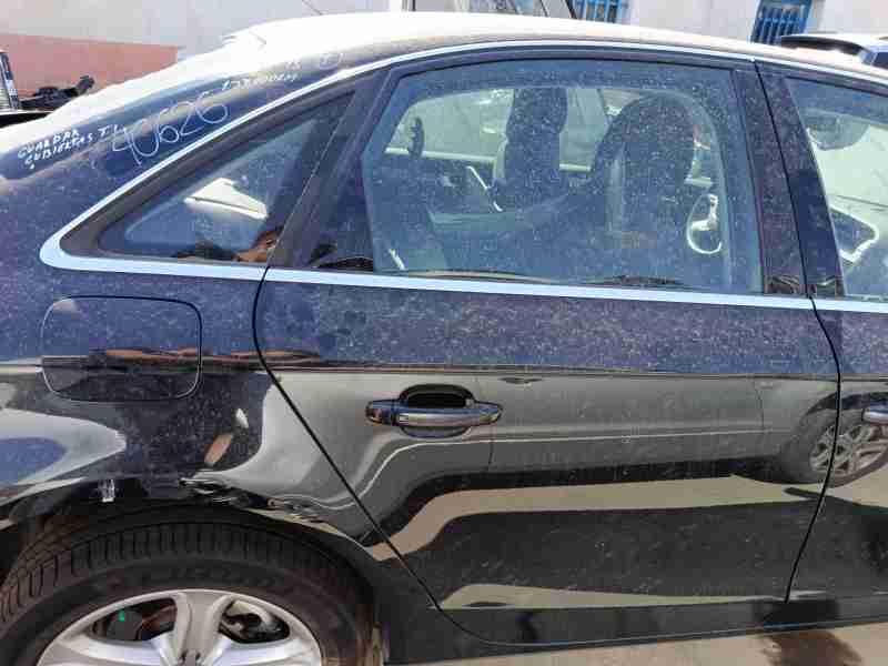 Recambio de puerta trasera derecha para audi a4 b8 (8k2) 2.0 tdi referencia OEM IAM 8K5833052D  