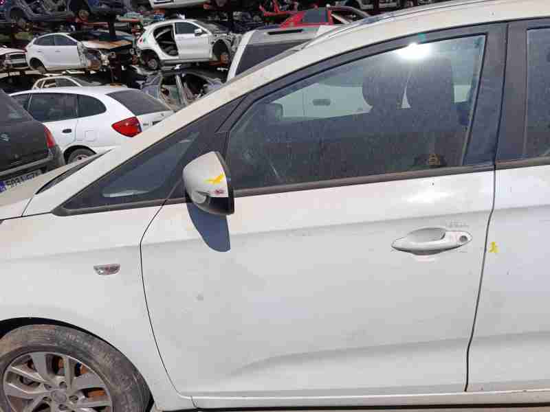 Recambio de puerta delantera izquierda para kia carens iv 1.7 crdi referencia OEM IAM 76003A4000  