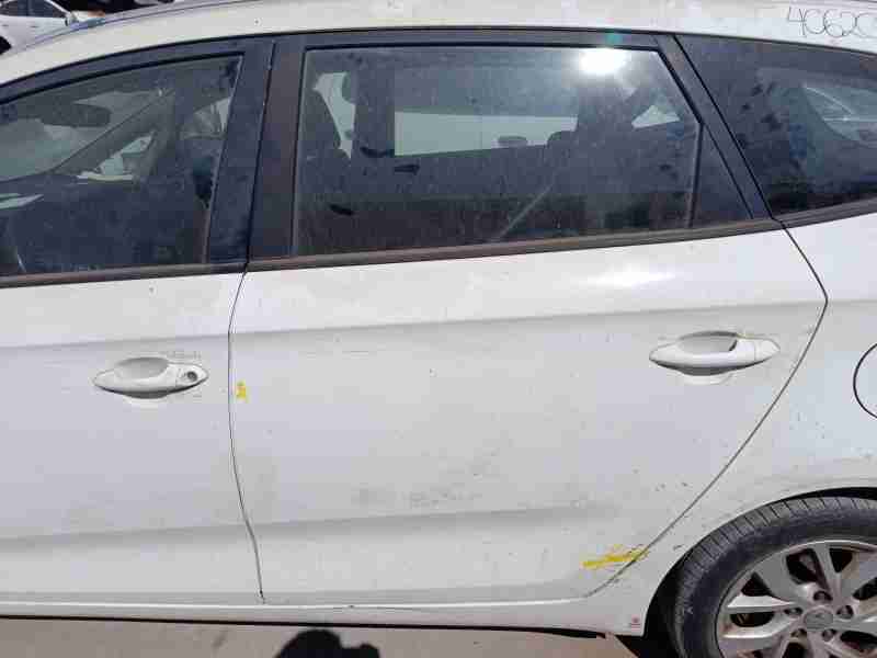 Recambio de puerta trasera izquierda para kia carens iv 1.7 crdi referencia OEM IAM 77003A4000  