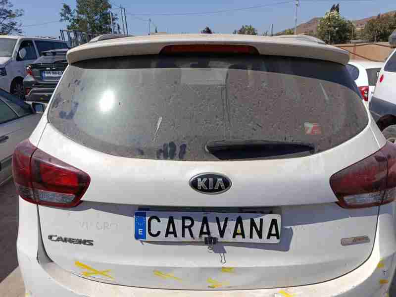 Recambio de porton trasero para kia carens iv 1.7 crdi referencia OEM IAM 73700A4040  